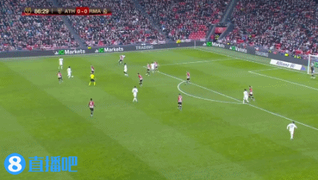 莱万慌了吗？巴萨另一神锋每88分钟进1球，主力中锋之争提前结束？